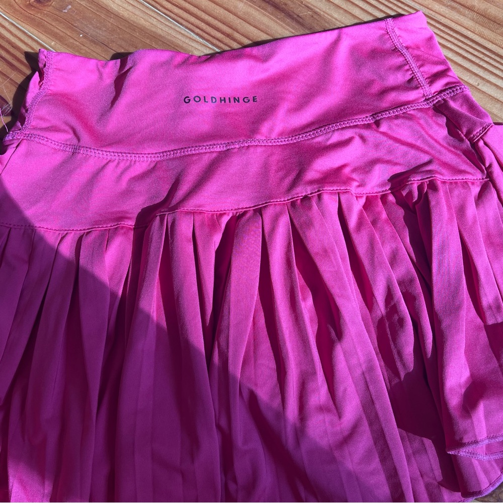Pink Goldhinge skirt